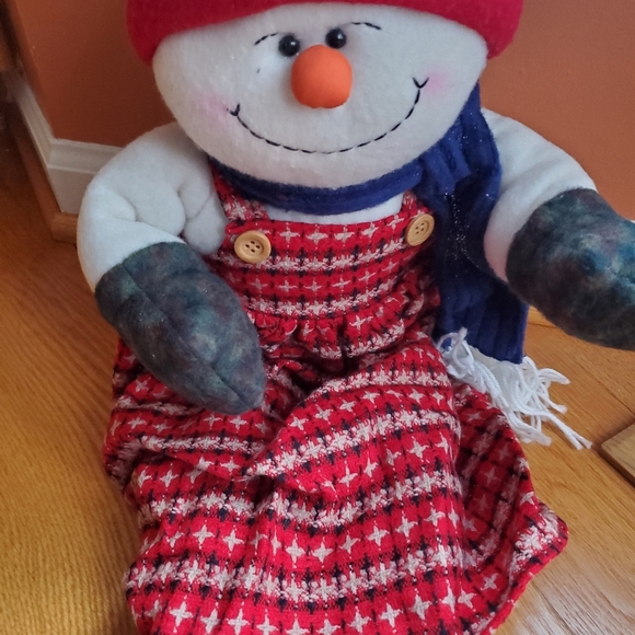 Snowgirl Holiday Decoration NWOT - Picture 3 of 7